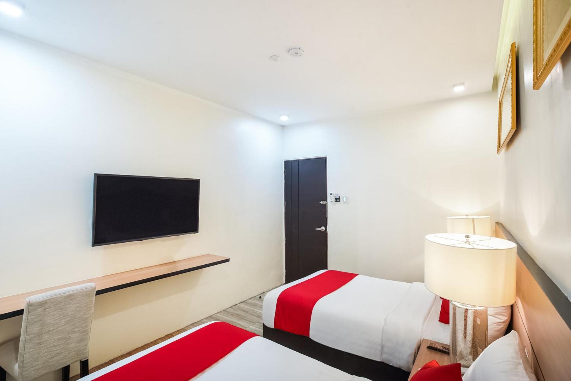 Oyo 489 Casa Mia Hotel Suites General Santos City Eksteriør bilde