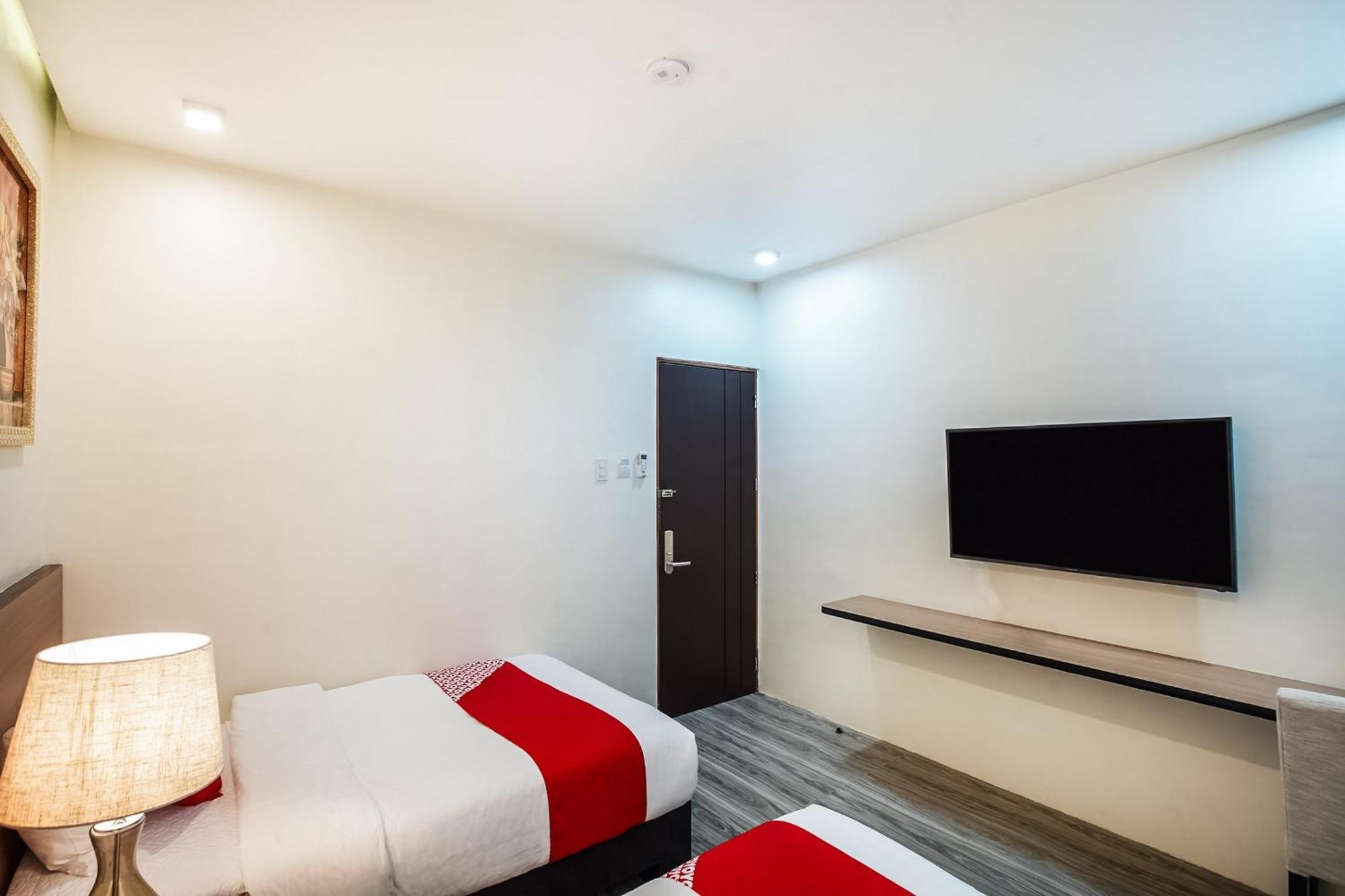 Oyo 489 Casa Mia Hotel Suites General Santos City Eksteriør bilde