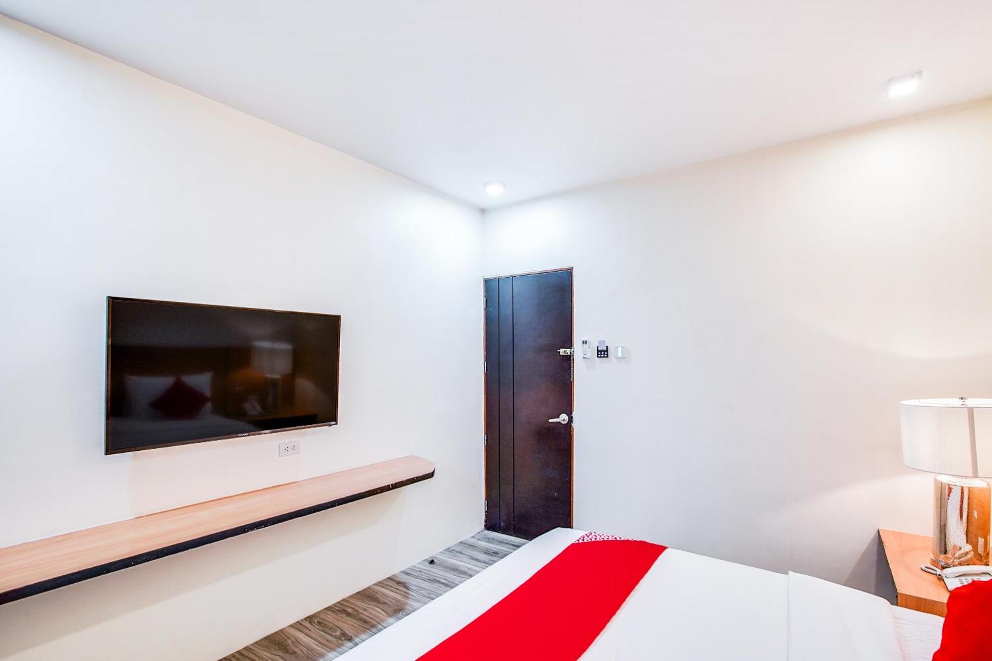Oyo 489 Casa Mia Hotel Suites General Santos City Eksteriør bilde